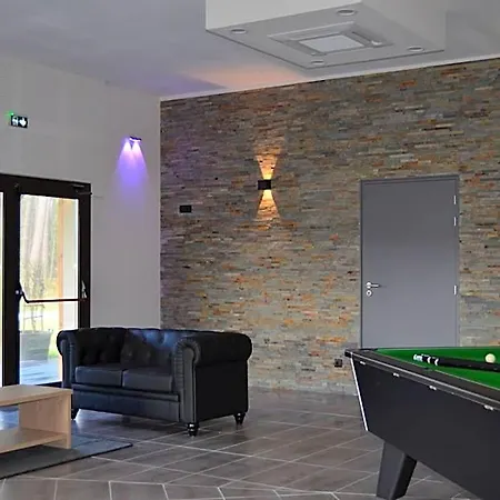 מלון L'hotel Du קסטלז'לו