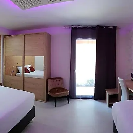 מלון L'hotel Du