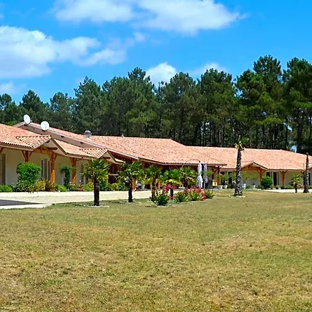 L'hotel Du מלון