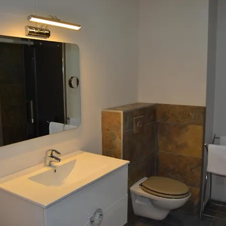 L'hotel Du ホテル 3*