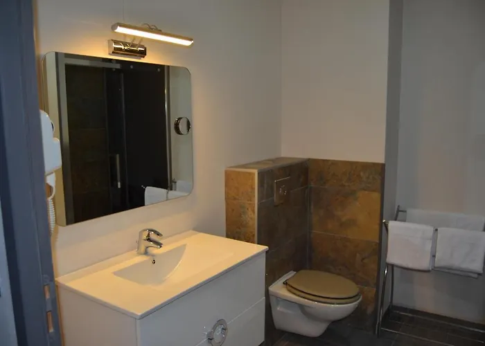 L'hotel Du Отель 3*